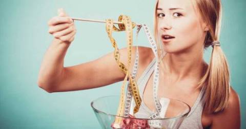 Que relación tienen las hormonas con el control de peso?