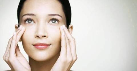 tips para prevenir arrugas del contorno de ojos