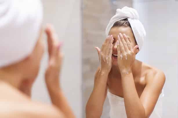 cuidados de la piel en verano clinica vicario
